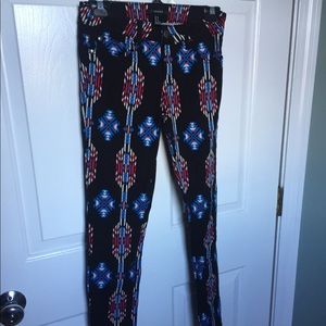 Forever 21 printed skinny jeans
